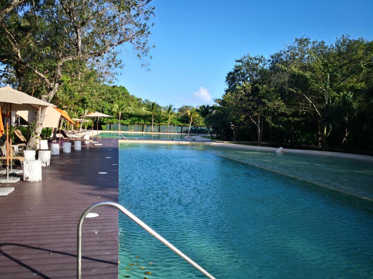 Beachside Corasol El Amanecer De Frida Para 2 Personas Playa del Carmen Eksteriør billede